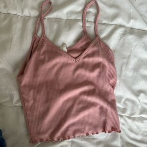 2 Tank Tops in pink and blue